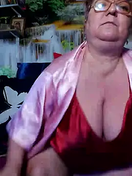 QueenPammy1 online show from 01/15/26, 06:06