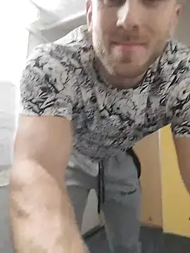 trainwithme online show from 11/10/25, 12:21