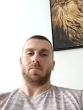 Snapshot of trainwithme chatting on 03/17/25, 12:46 trainwithme online show from 03/17/25, 12:46