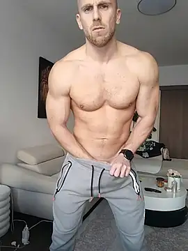 trainwithme online show from 10/28/25, 08:35