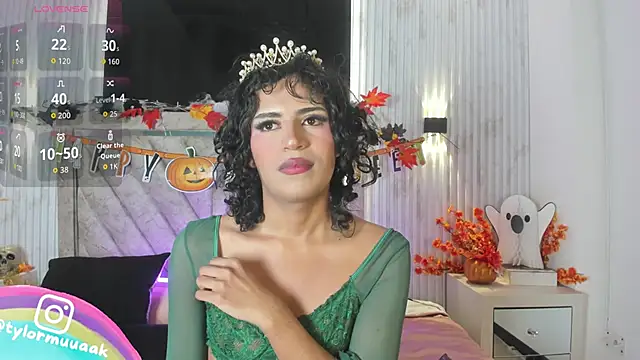 Snapshot of Taylor_Harveey chatting on 11/01/25, 08:03 Taylor Harveey online show from 11/01/25, 08:03