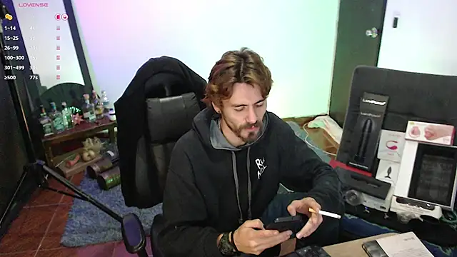 Aaron malikk online show from 10/24/25, 01:59