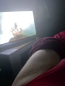 Snapshot of yves24Post chatting on 09/21/25, 01:00 yves24Post online show from 09/21/25, 01:00