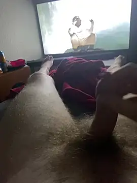 Snapshot of yves24Post chatting on 03/17/25, 08:51 yves24Post online show from 03/17/25, 08:51