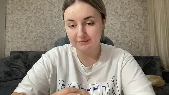 Snapshot of JudeValenti chatting on 09/23/25, 05:53 JudeValenti online show from 09/23/25, 05:53