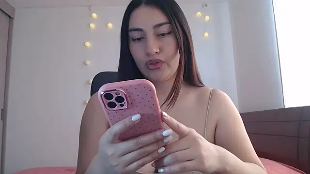 nalafoster online show from 03/25/26, 03:11