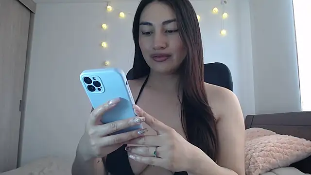 Snapshot of nalafoster chatting on 06/14/26, 03:13 nalafoster online show from 06/14/26, 03:13