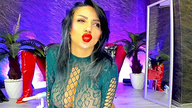 IzabelaTessa online show from 02/16/26, 08:18