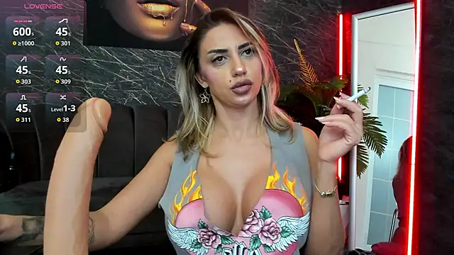 IzabelaTessa online show from 11/13/25, 08:13