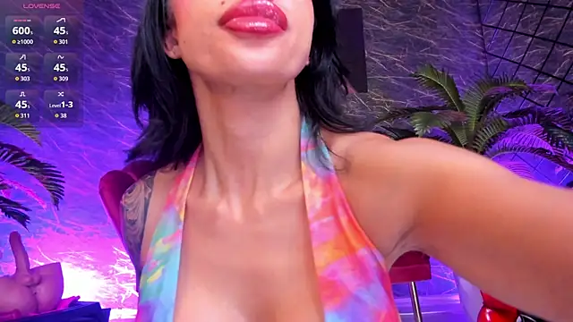IzabelaTessa online show from 06/24/26, 07:22