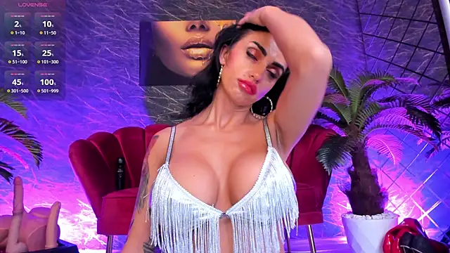 IzabelaTessa online show from 06/07/26, 07:30
