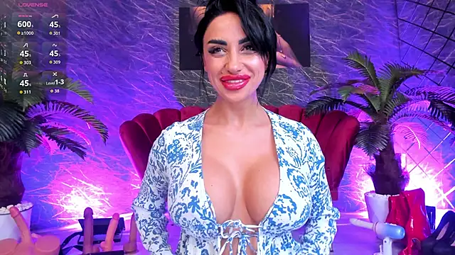 Snapshot of IzabelaTessa chatting on 05/08/26, 07:28 IzabelaTessa online show from 05/08/26, 07:28