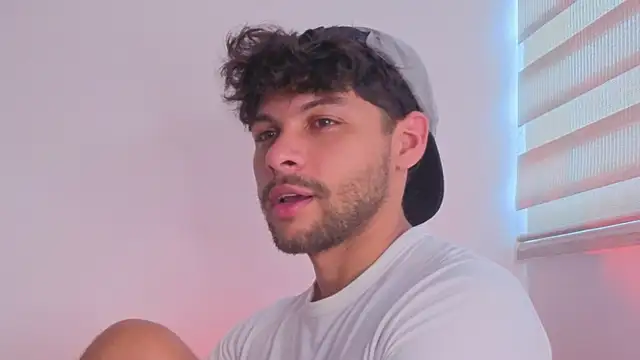 haku kanjy online show from 12/17/25, 08:03