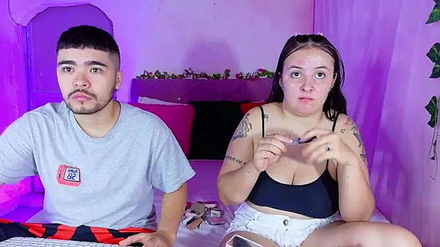  mia and mike  online show from 11/05/25, 01:58