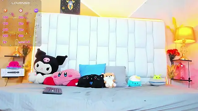 cherryboom23 online show from 11/18/25, 06:11