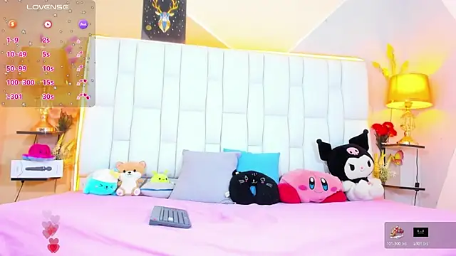 cherryboom23 online show from 11/17/25, 06:34