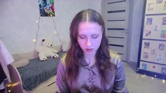 BarbiePieer online show from 11/16/25, 07:18