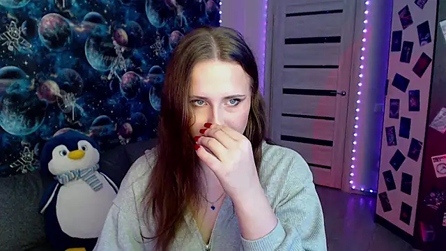 BarbiePieer online show from 11/29/25, 04:07