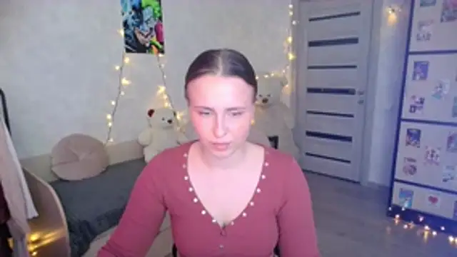 BarbiePieer online show from 11/18/25, 04:38