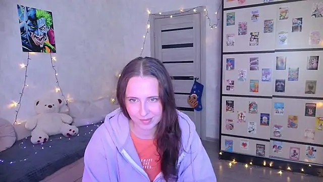 BarbiePieer online show from 12/15/25, 05:30