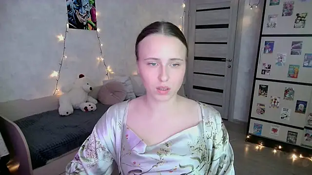 BarbiePieer online show from 11/07/25, 10:53