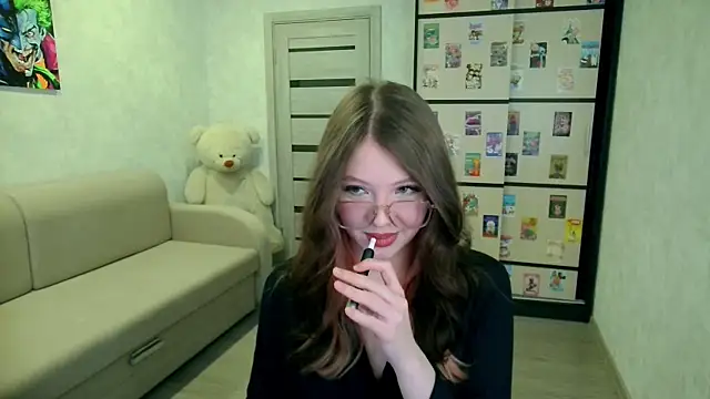 GinnyBlacky online show from 05/20/26, 06:16