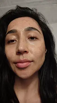 Elowyn online show from 11/26/25, 10:21