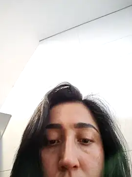 Elowyn online show from 03/31/26, 09:50