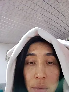 Elowyn online show from 10/20/25, 02:46