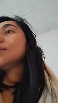 Elowyn online show from 11/28/25, 06:41