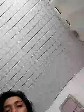 Elowyn online show from 10/05/25, 08:43