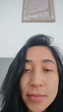 Elowyn online show from 04/19/26, 07:38