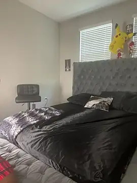 piscesaurora online show from 03/17/25, 02:34