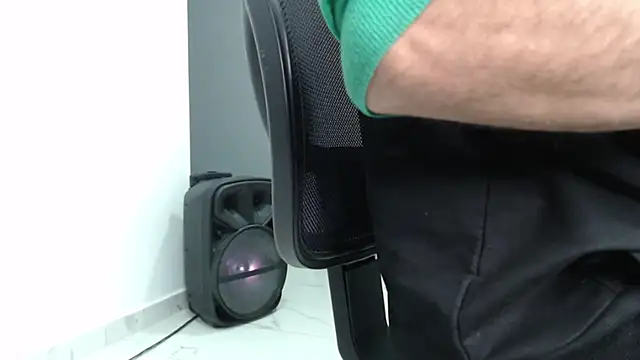 bigdick monster1 online show from 09/23/25, 11:06