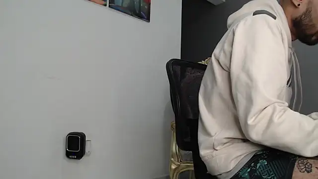 bigdick monster1 online show from 05/15/26, 11:52