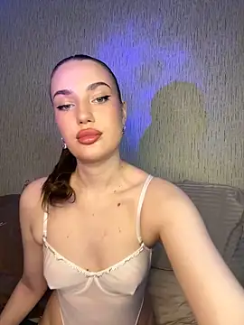 Snapshot of Ariana_Sanderss chatting on 09/21/25, 06:24 Ariana Sanderss online show from 09/21/25, 06:24
