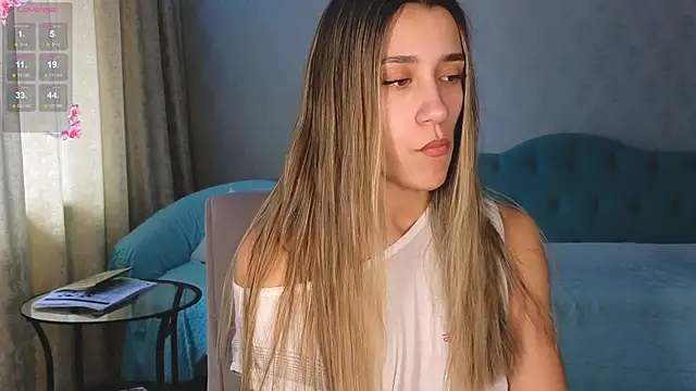 hot ass 18 online show from 04/06/26, 03:02