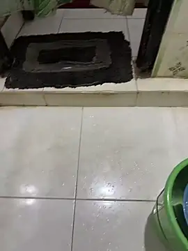 dilu98 online show from 12/21/25, 02:13