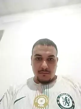 Snapshot of calfran chatting on 07/18/26, 08:45 calfran online show from 07/18/26, 08:45