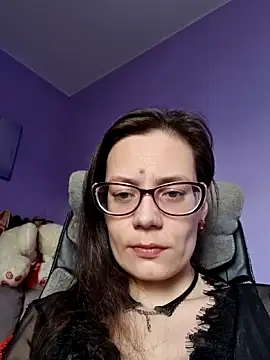 Snapshot of MilanaPure chatting on 10/13/25, 10:28 MilanaPure online show from 10/13/25, 10:28