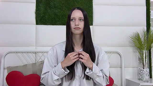 TaraHarris online show from 09/11/25, 09:20