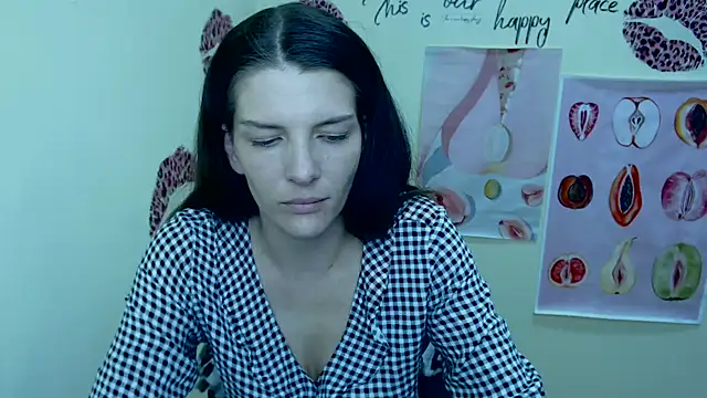 Snapshot of VanessaRey_ chatting on 03/21/25, 10:50 VanessaRey  online show from 03/21/25, 10:50