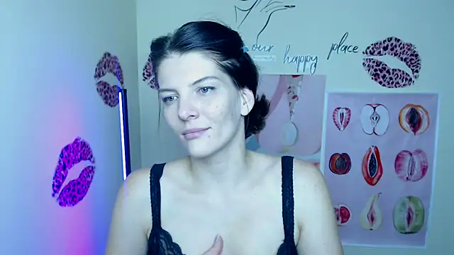 VanessaRey  online show from 11/14/25, 07:23