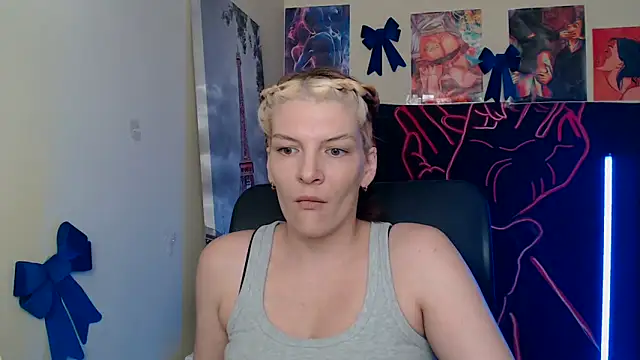 VanessaRey  online show from 04/05/26, 02:46