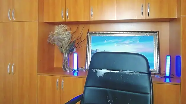 VanessaRey  online show from 02/22/26, 05:32