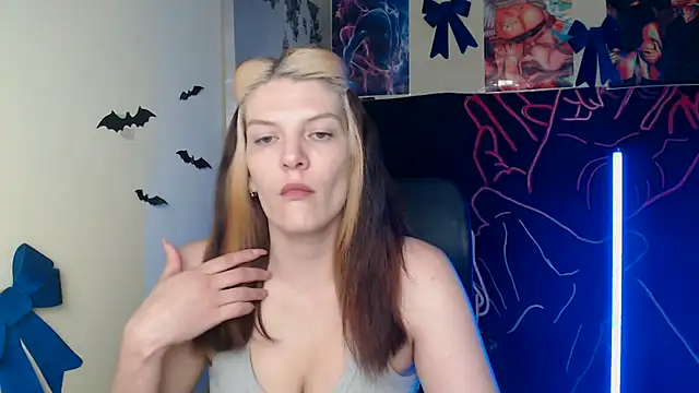 Snapshot of VanessaRey_ chatting on 04/26/26, 06:43 VanessaRey online show from 04/26/26, 06:43