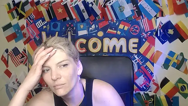 Snapshot of VanessaRey_ chatting on 06/09/26, 06:25 VanessaRey online show from 06/09/26, 06:25