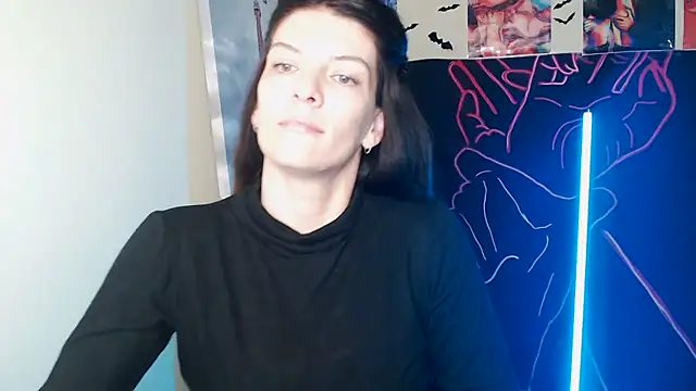 Snapshot of VanessaRey_ chatting on 10/12/25, 06:26 VanessaRey  online show from 10/12/25, 06:26