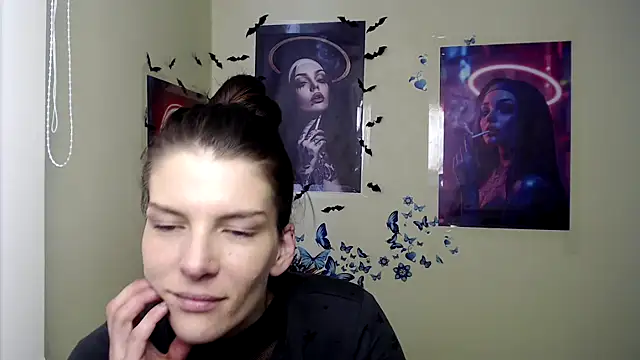 Snapshot of VanessaRey_ chatting on 03/20/25, 07:47 VanessaRey  online show from 03/20/25, 07:47