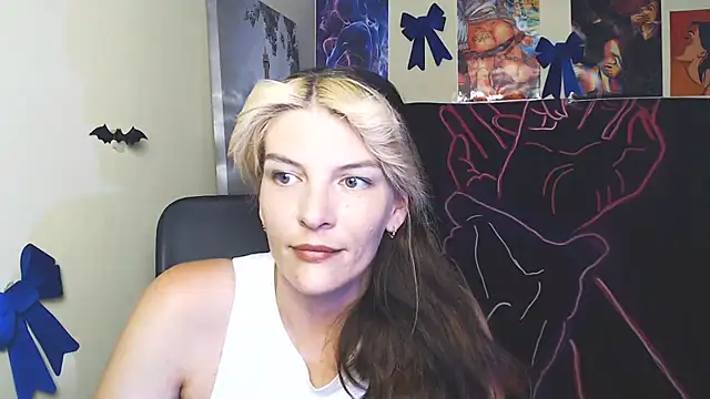 Snapshot of VanessaRey_ chatting on 07/02/26, 06:30 VanessaRey online show from 07/02/26, 06:30